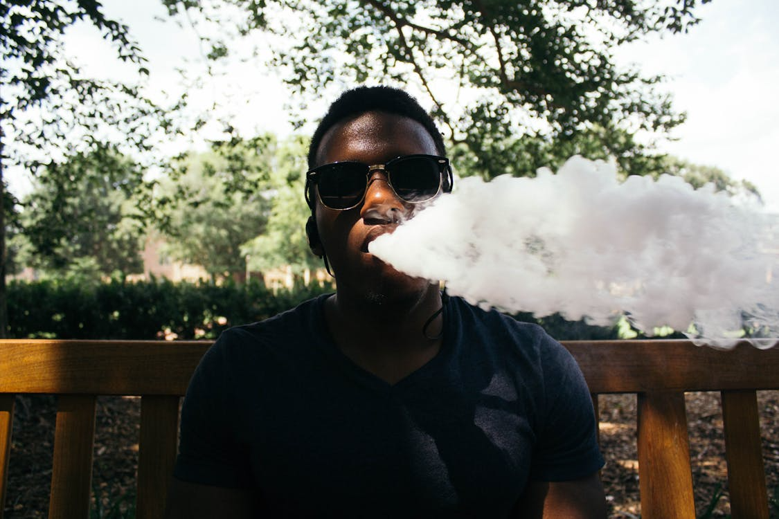 man vape outdoor
